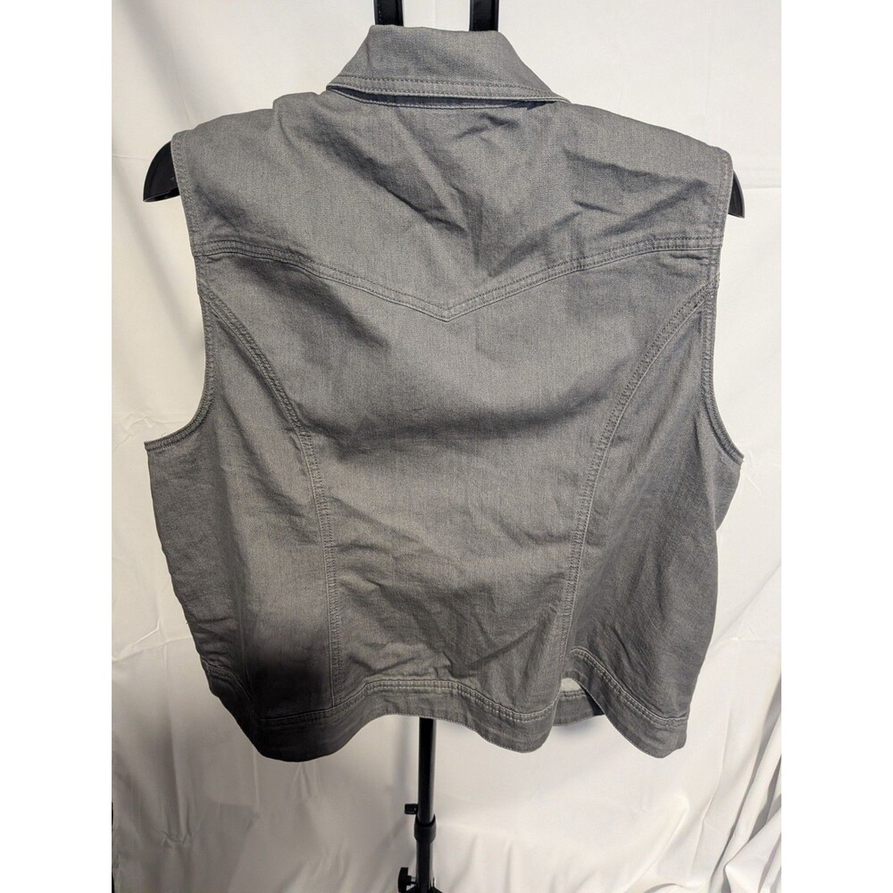 CJ Banks Women's Gray Studded Button Collared Vest Jacket Pockets 2X - Picture 5 of 7